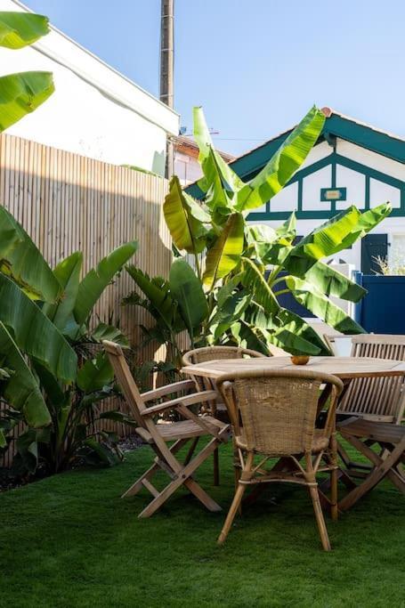 Beautiful Beach House In Front Of The Ocean Biarriz Exterior foto