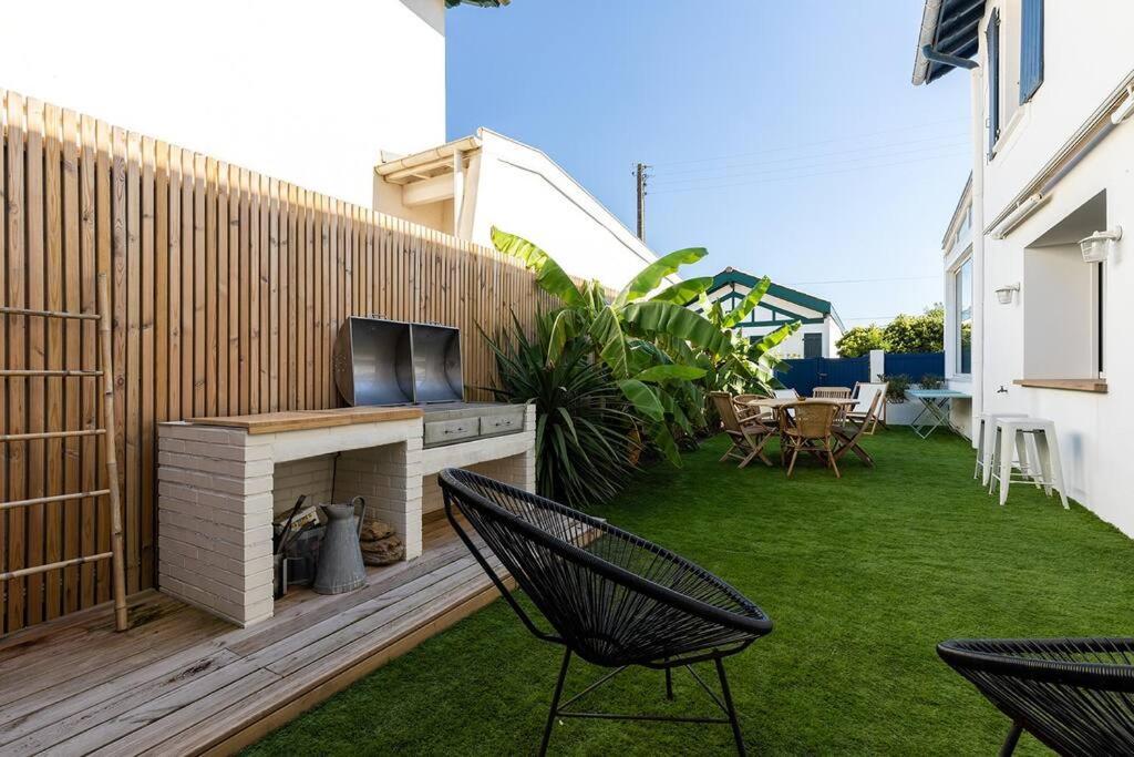 Beautiful Beach House In Front Of The Ocean Biarriz Exterior foto